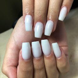 Negocio 50 Stars Nail & Spa (Manicuria y pedicuria en Laredo)