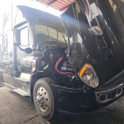 Negocio Aguilar Truck Repair (Taller mecanico en Laredo)