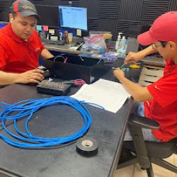 Negocio Ascending Technologies Inc (Desarrolladores de software en Laredo)