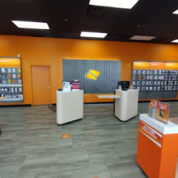 Negocio Boost Mobile (Tiendas de celulares en Laredo)