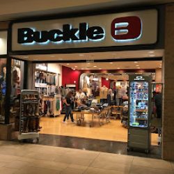 Negocio Buckle (Tiendas de ropa en Laredo)