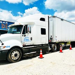 Negocio Cadenas Driving & Learning Services Cdl School (Escuelas de manejo en Laredo)