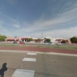 Negocio Clarence L. Milton Elementary School (Escuelas publicas en Laredo)
