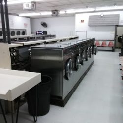 Negocio Clothing Care Center (Limpieza de casas en Laredo)