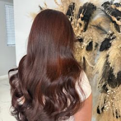 Negocio Color Me Crazy Beauty Salon (Centros de estetica en Laredo)