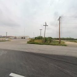 Negocio Cuate's Tire And Lube Shop (Lubricentro en Laredo)