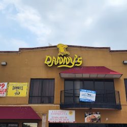 Negocio Danny's Restaurant (Comida para llevar en Laredo)