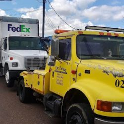 Negocio De Leon Auto And Wrecker Service (Servicio de grua en Laredo)