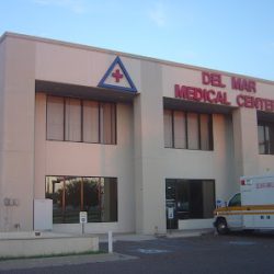 Negocio Del Mar Medical Center: Cantu Xavier Md (Consultorios medicos en Laredo)