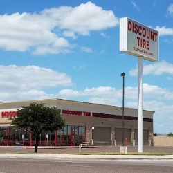 Negocio Discount Tire (Gomeria en Laredo)