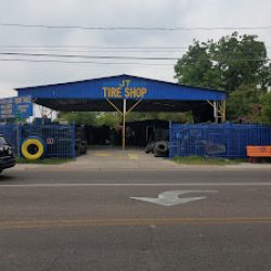 Negocio Dos Laredos Tire Shop (Gomeria en Laredo)