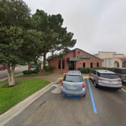 Negocio Dr. John Britton (Clinicas dentales en Laredo)
