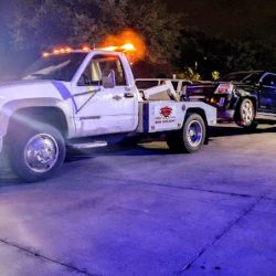 Negocio Dynamic Garage & Towing Service, Llc (Taller mecanico en Laredo)