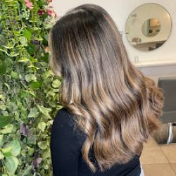 Negocio Eden Garden Of Glamour (Peluquerias en Laredo)