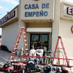 Negocio El Bufalo Pawn #8 (Casas de empeno en Laredo)