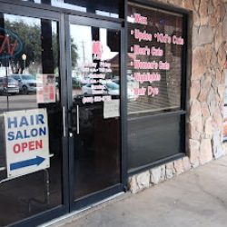 Negocio Flash N Cuts Claudia Bonilla (Peluquerias en Laredo)