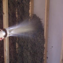 Negocio Freddy Insulation Inc (Reparacion de techos en Laredo)