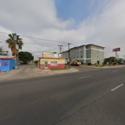 Negocio Garza Insurance (Seguros en Laredo)