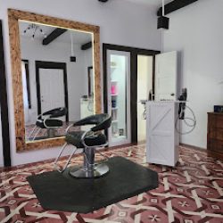 Negocio Glamour Studio (Centros de estetica en Laredo)