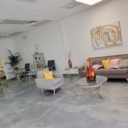 Negocio Gold Way Insurance Agency Llc (Seguros en Laredo)