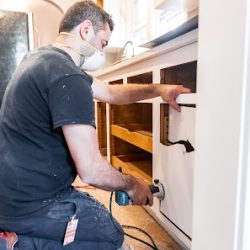 Negocio Home Services At The Home Depot (Reparacion de techos en Laredo)