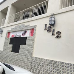Negocio Innovative Minds (Reparacion de computadoras en Laredo)