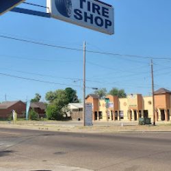 Negocio J's Tire Shop (Gomeria en Laredo)