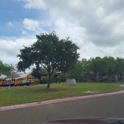 Negocio Juarez-lincoln Elementary (Escuelas publicas en Laredo)