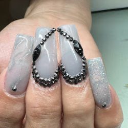 Negocio Kr Spa & Beauty Salón Llc (Centros de estetica en Laredo)