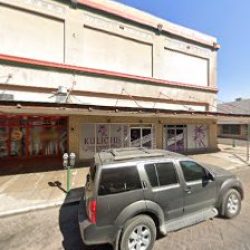 Negocio Kulichis Night Club (DJs en Laredo)