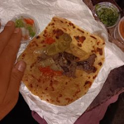 Negocio Laredo Taco Company (Taquerias en Laredo)