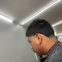 Negocio Level Barbershop (Barberias en Laredo)