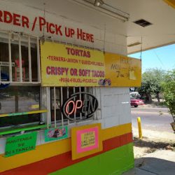 Negocio Lilys Food Stand (Comida para llevar en Laredo)