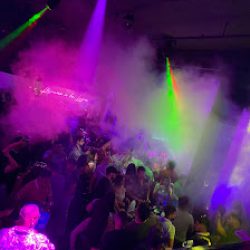 Negocio Luna Discotek (DJs en Laredo)