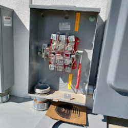 Negocio Lux Power Electric (Electricistas en Laredo)