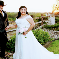 Negocio Mario's Portrait Studio-mario Gutierrez Photography Artist (Fotografos en Laredo)