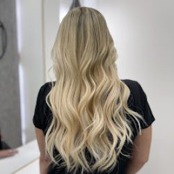 Negocio Mayra Alejandra The Salon Experience (Peluquerias en Laredo)