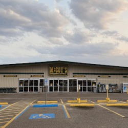 Negocio Mccoy's Building Supply (Herreros en Laredo)