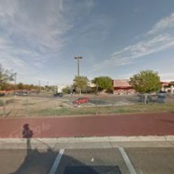 Negocio Milton Elementary School (Escuelas publicas en Laredo)