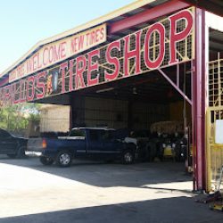 Negocio Murillo's Tire Shop (Gomeria en Laredo)