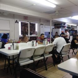 Negocio Paulita's Restaurant (Restaurantes en Laredo)