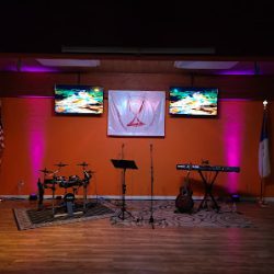 Negocio Primera Iglesia Cristiana ( Discípulos De Cristo ) (Iglesias cristianas en Laredo)