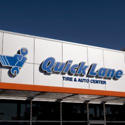 Negocio Quick Lane At Sames Motor Company (Taller mecanico en Laredo)