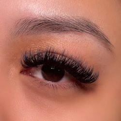 Negocio Rc Aesthetics Beauty Lounge Llc (Extensiones de pestanas en Laredo)