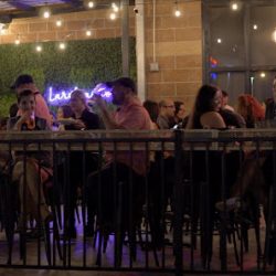 Negocio Rochas Bar & Grill (Restaurantes en Laredo)