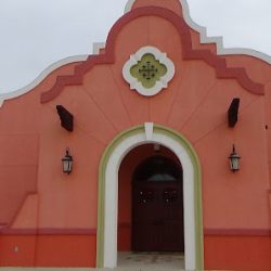 Negocio Sacred Heart Catholic Mission (Iglesias catolicas en Laredo)