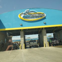 Negocio Shiny Carwash (Lavado de autos en Laredo)
