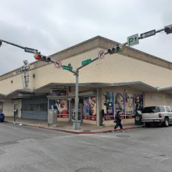 Negocio South Tex Beauty Supply Inc (Maquilladores en Laredo)