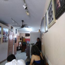 Negocio T R Esquivel Photographer (Fotografos en Laredo)