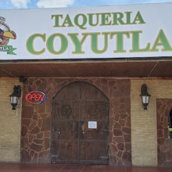 Negocio Taqueria Coyutla (Restaurantes en Laredo)